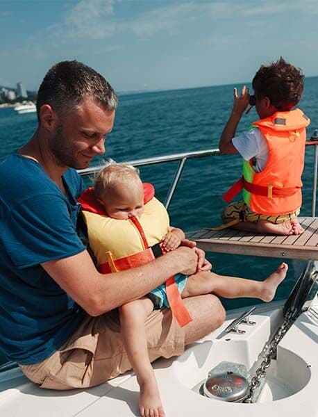 Статья в блоге – На наших яхтах можно с детьми!